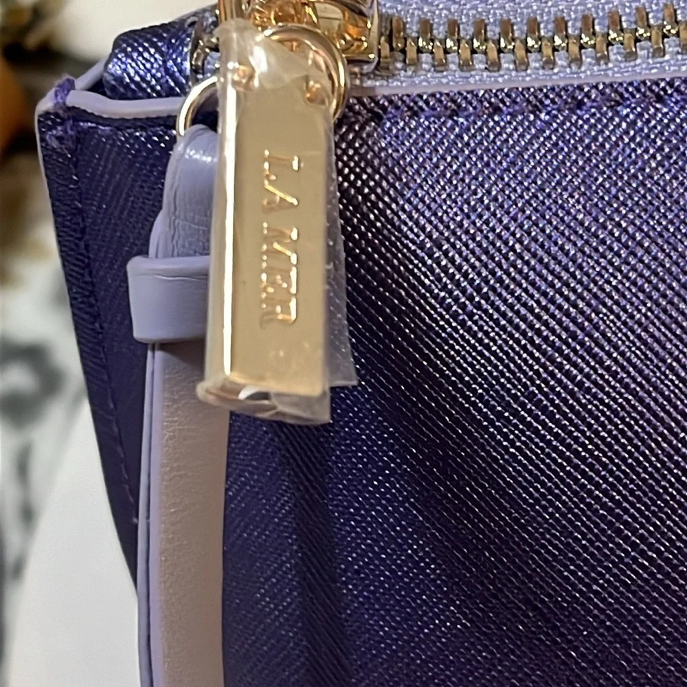 La Mer Purple Cosmetic or Travel Essentials Bag